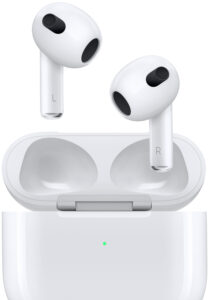 Наушники Apple AirPods 3 с зарядным футляром MagSafe (3-го поколения; 2021)